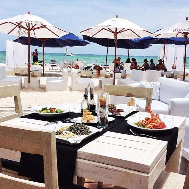 Sol Caribe Suites Deluxe Los Corales Beach And Pool ปุนตากานา ภายนอก รูปภาพ
