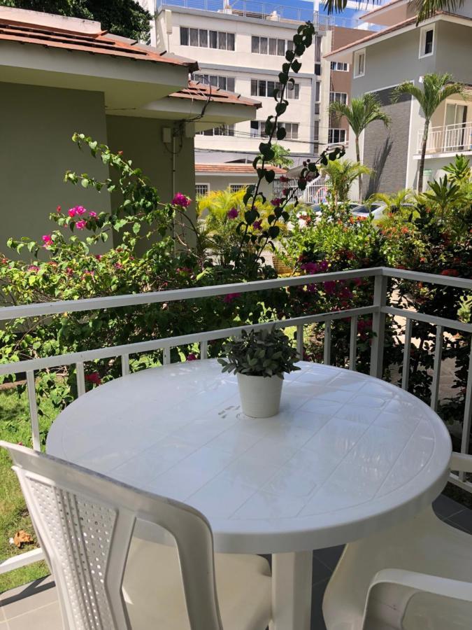 Sol Caribe Suites Deluxe Los Corales Beach And Pool ปุนตากานา ภายนอก รูปภาพ