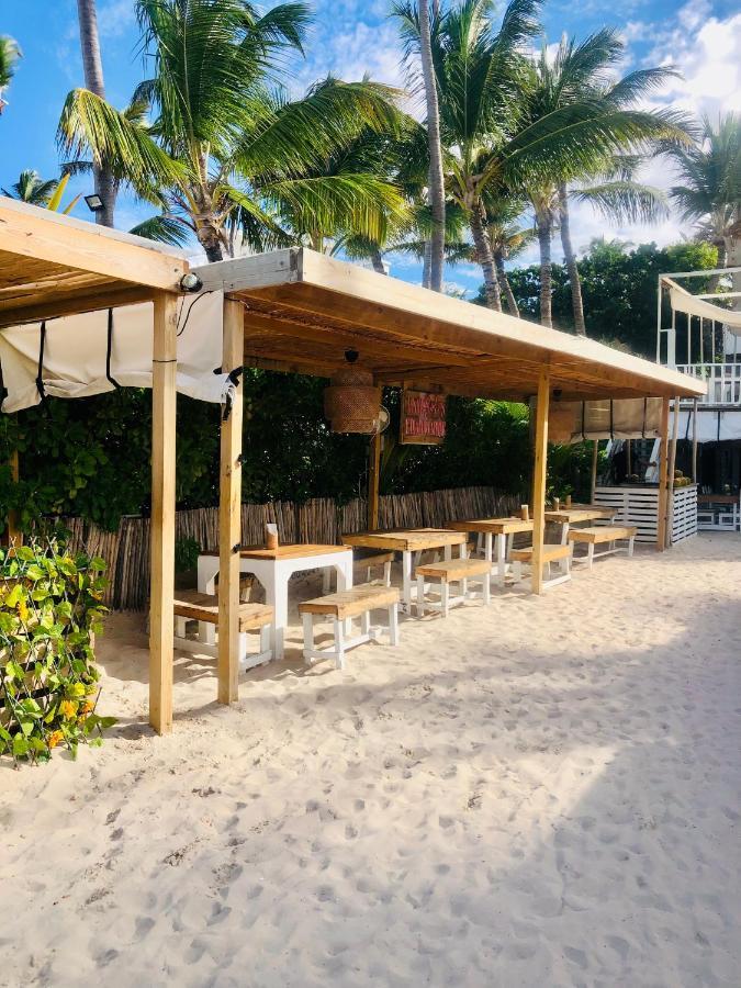 Sol Caribe Suites Deluxe Los Corales Beach And Pool ปุนตากานา ภายนอก รูปภาพ