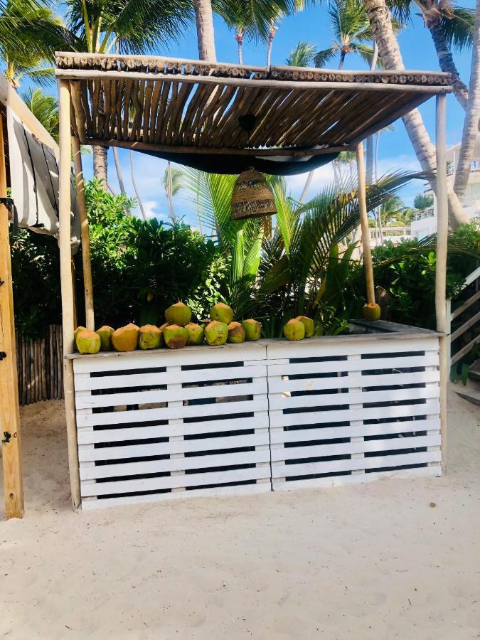 Sol Caribe Suites Deluxe Los Corales Beach And Pool ปุนตากานา ภายนอก รูปภาพ